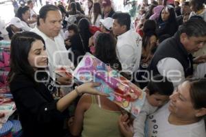 SAN PEDRO CHOLULA . ENTREGA DE JUGUETES