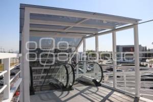 VÍA ATLIXCÁYOTL . PUENTE PEATONAL