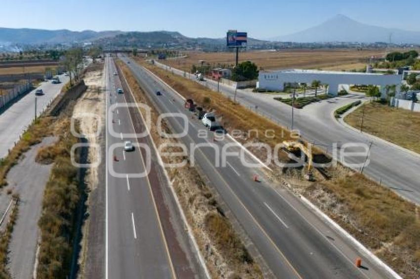 NUEVA CASETA . VÍA ATLIXCÁYOTL