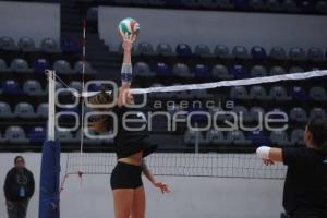VOLEIBOL . GUERRERAS DE PUEBLA