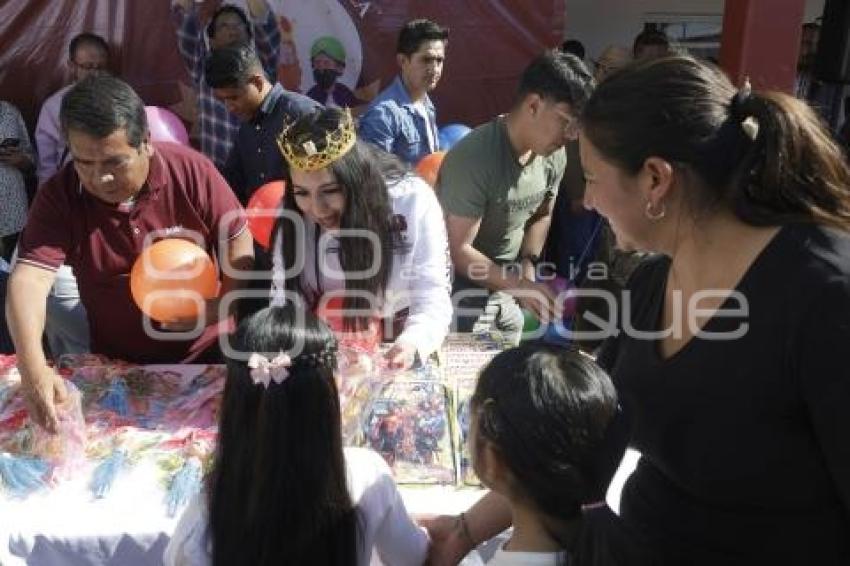 SAN PEDRO CHOLULA . ENTREGA DE JUGUETES