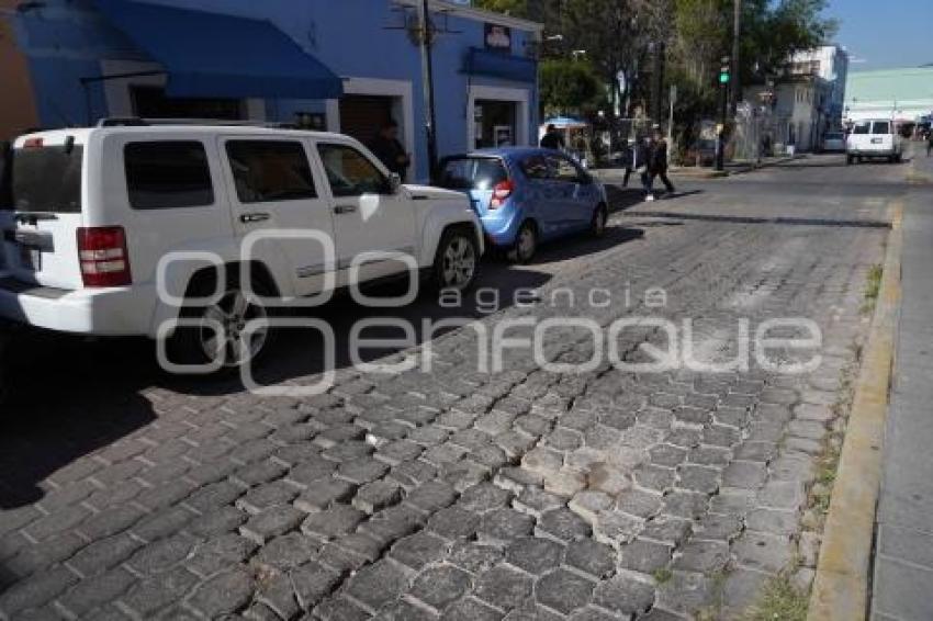 TLAXCALA . HUNDIMIENTO DE ADOQUÍN