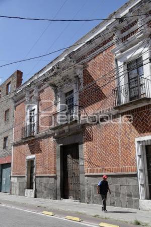 UNIVERSIDAD ROSARIO CASTELLANOS