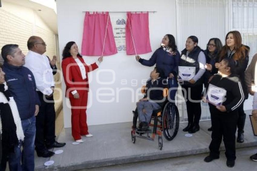 SAN ANDRÉS CHOLULA . ENTREGA BIBLIOTECA