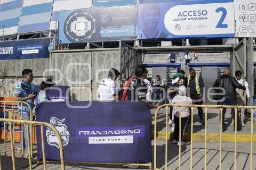 FÚTBOL . PUEBLA VS MAZATLÁN
