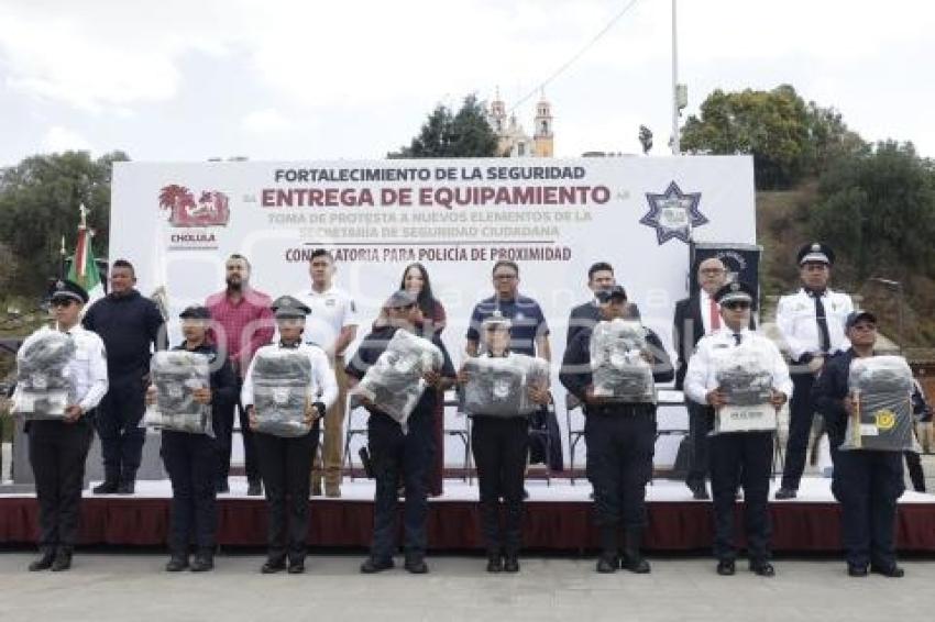 SAN PEDRO CHOLULA . ENTREGA DE EQUIPAMIENTO