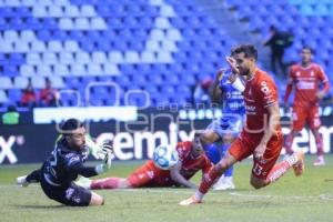FÚTBOL . CRUZ AZUL VS ATLAS