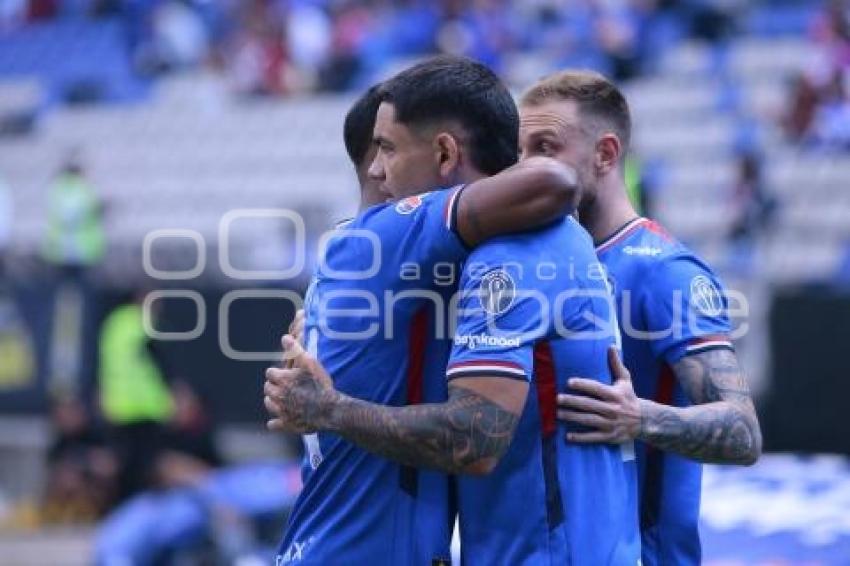 FÚTBOL . CRUZ AZUL VS ATLAS