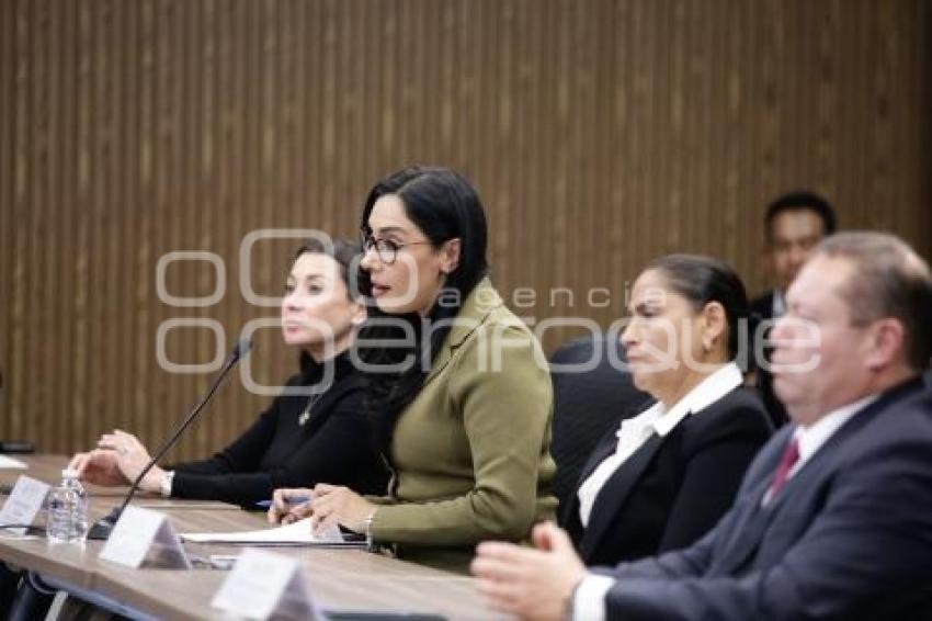 COMPARECENCIA . MEDIO AMBIENTE