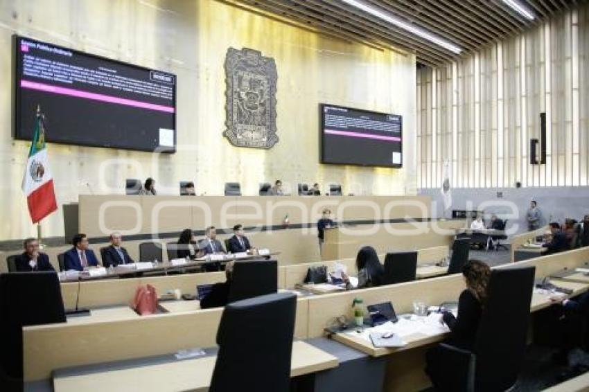 COMPARECENCIA . FINANZAS