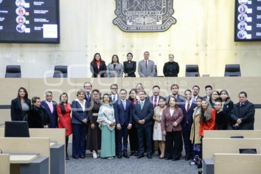 CONGRESO . GERMÁN REYNA