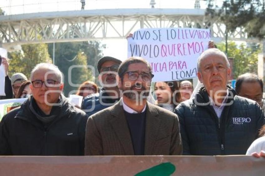 IBERO . CASO LEONARDO ESCOBAR