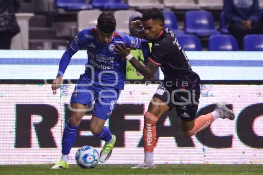 FÚTBOL . CRUZ AZUL VS PUEBLA