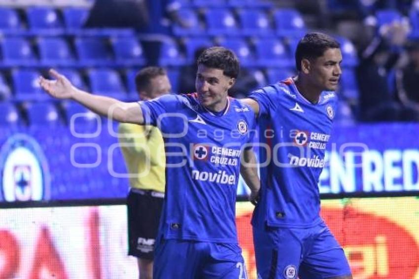 FÚTBOL . CRUZ AZUL VS PUEBLA