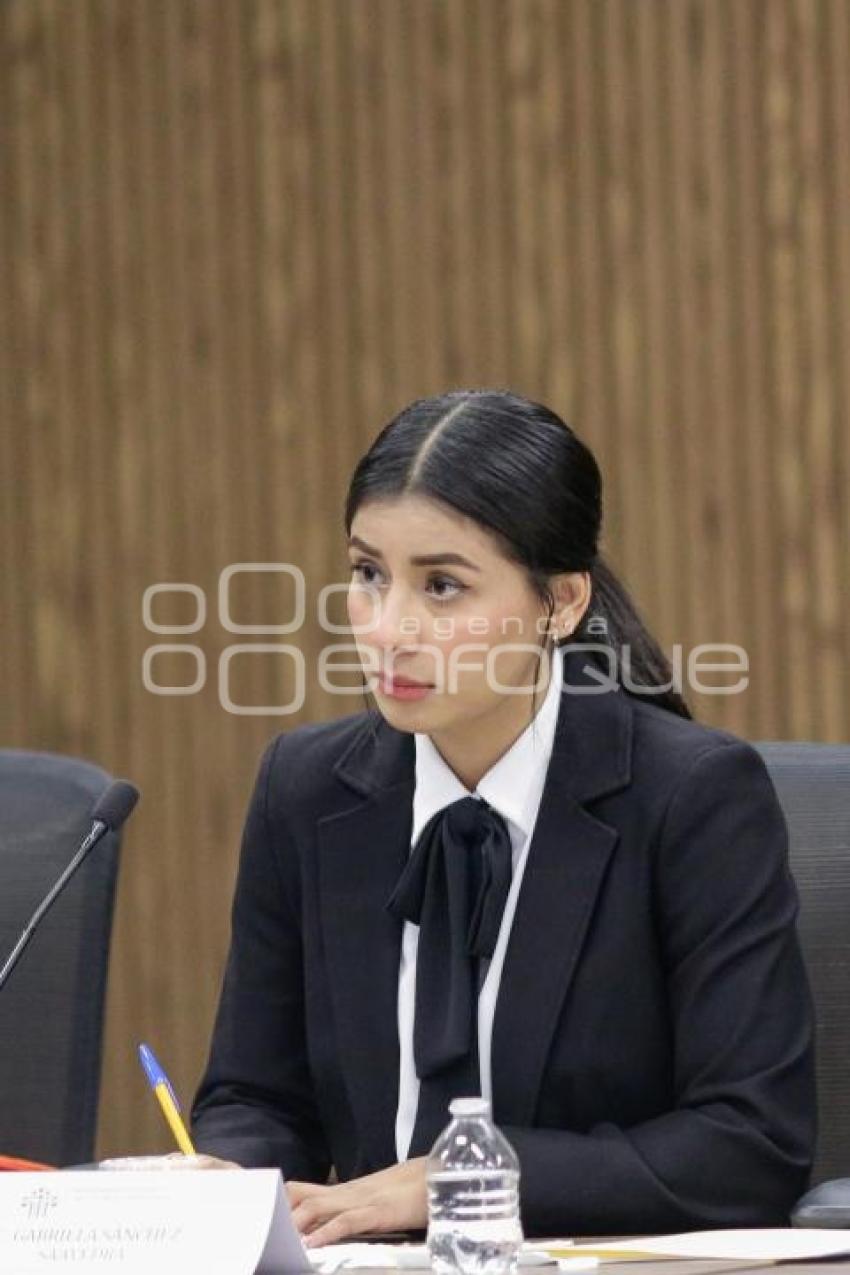 COMPARECENCIA . DEPORTE