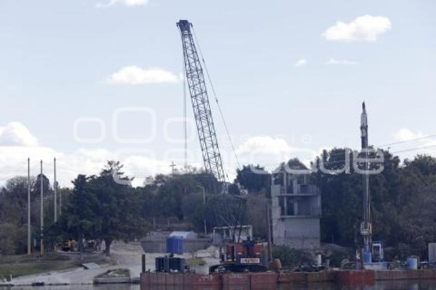 CONSTRUCCIÓN . PUENTE LA PANGA