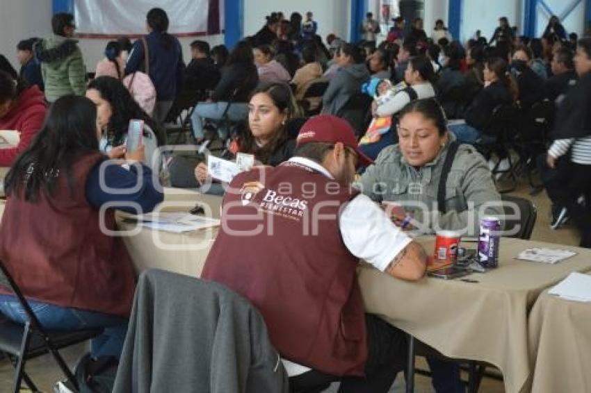 ATLIXCO . BECA RITA CETINA