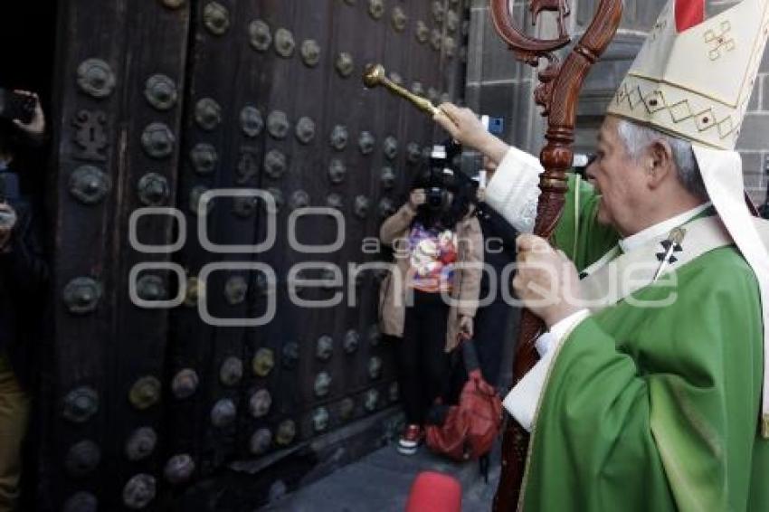 CATEDRAL . ACTO DE DESAGRAVIO