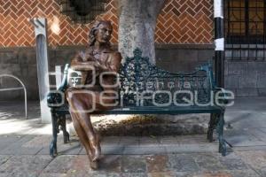 ESCULTURA . ELENA GARRO