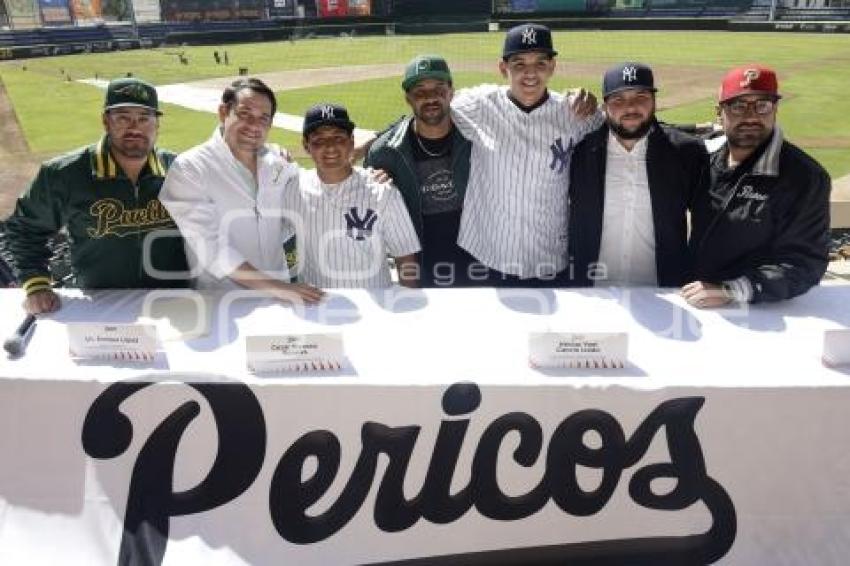 PERICOS DE PUEBLA . CONTRATO YANKEES