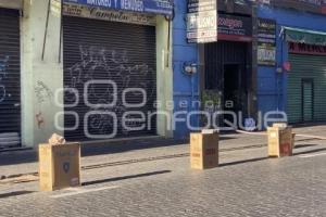 PARQUÍMETROS . APARCADO DE CAJONES