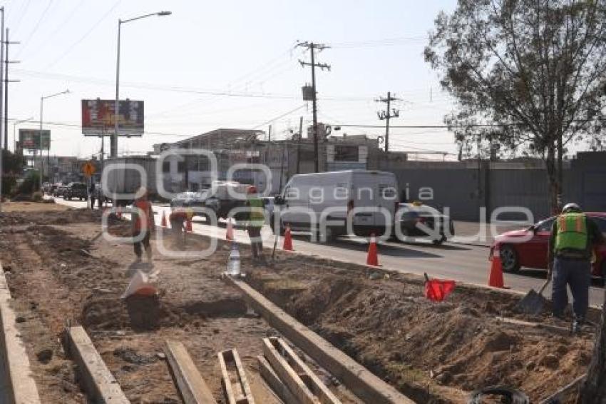 OBRA . PASEO DE LAS Y LOS CAMPEONES