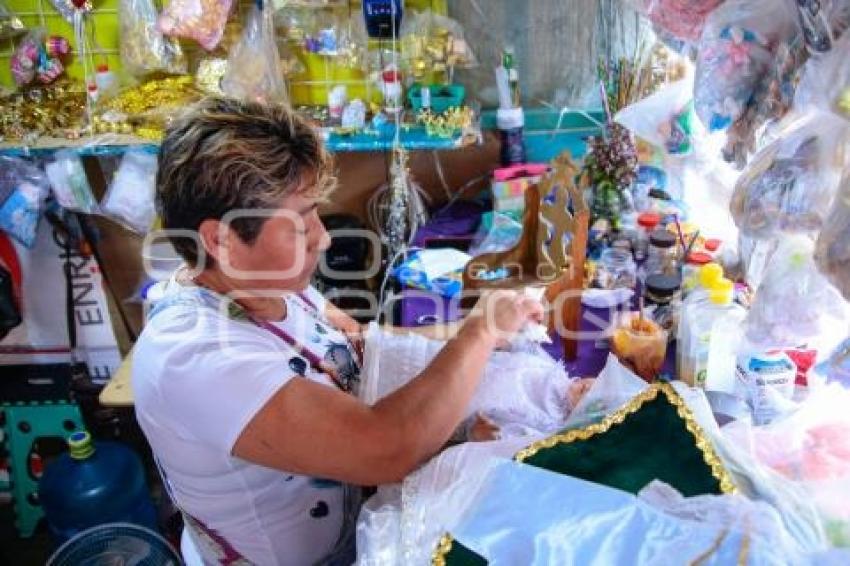 NIÑO DIOS . MERCADO