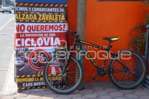CALZADA ZAVALETA . CICLISTAS