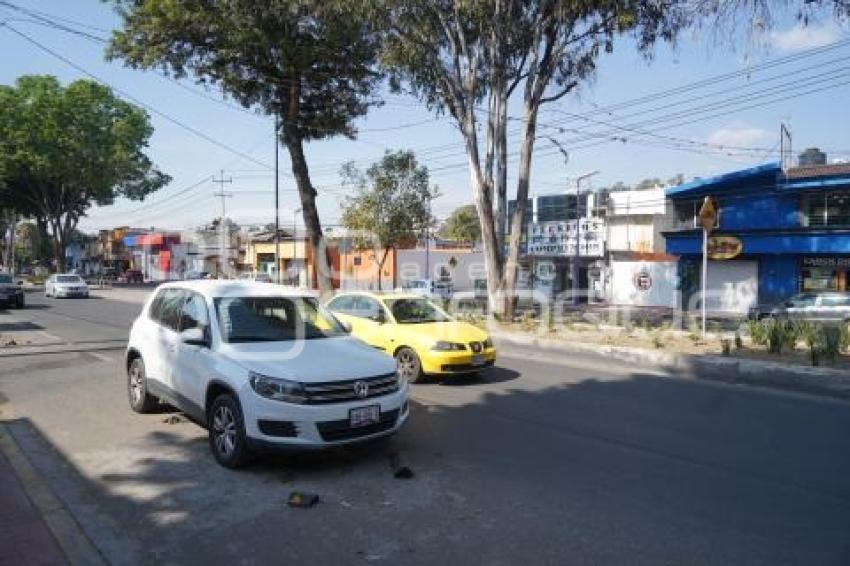 TLAXCALA . INVASIÓN DE CICLOVÍA