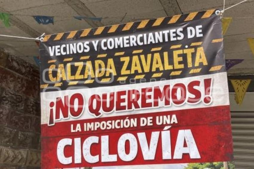 CALZADA ZAVALETA . CICLISTAS