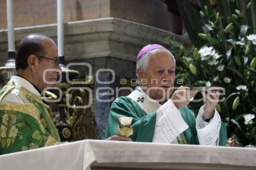MISA DOMINICAL . CATEDRAL