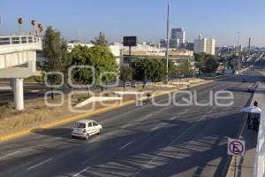 VÍA ATLIXCÁYOTL . TRÁFICO