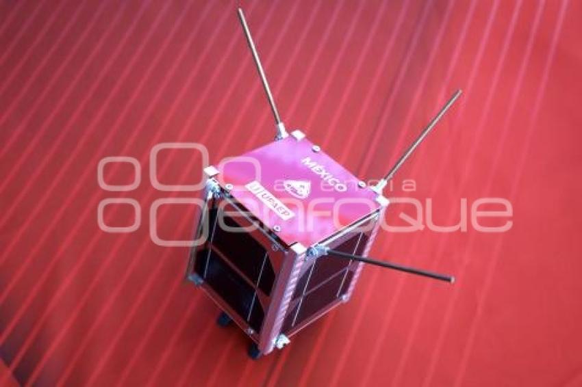 UPAEP . DESPLIEGUE EXITOSO NANOSATÉLITE 