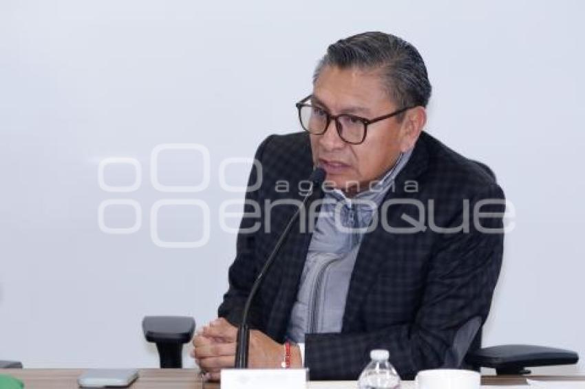 CONGRESO . RUEDA DE PRENSA