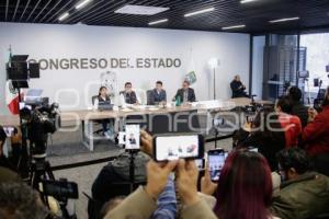 CONGRESO . RUEDA DE PRENSA