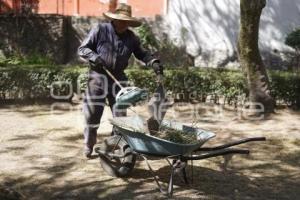 TLAXCALA . FAENA PARQUE TLAHUICOLE