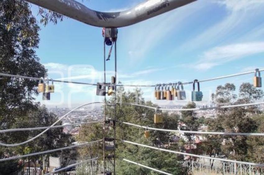 FUERTE DE GUADALUPE . CANDADOS