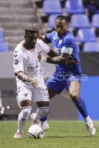 FÚTBOL . CRUZ AZUL VS VANCOUVER