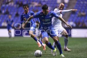FÚTBOL . CRUZ AZUL VS VANCOUVER