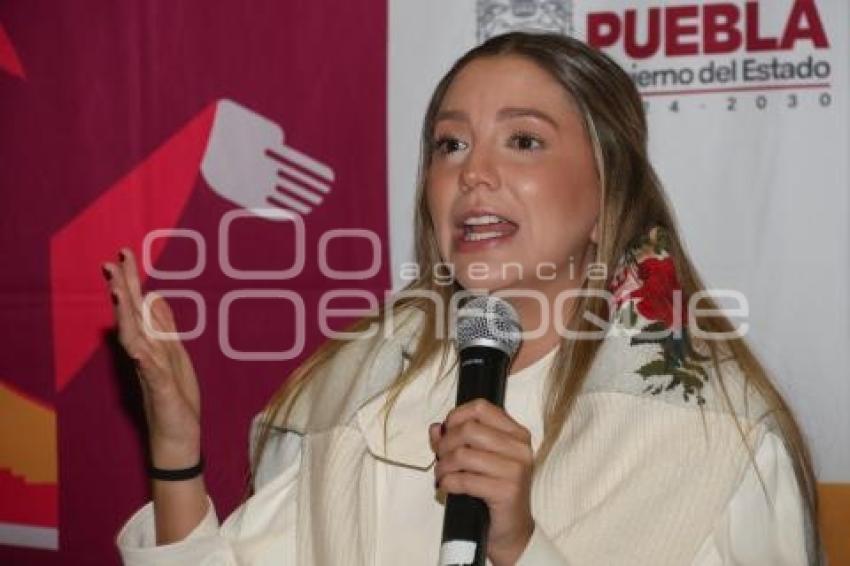 TURISMO . GIRLS ROAD TOURS