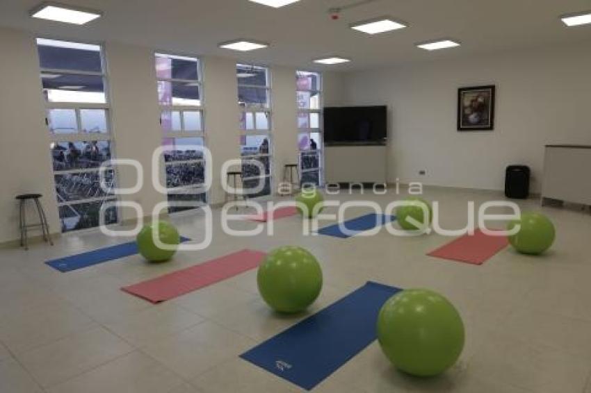 INAUGURACIÓN . CASA DEL ABUE SUR