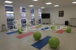 INAUGURACIÓN . CASA DE ABUE SUR