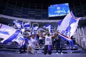 FÚTBOL . CRUZ AZUL VS VANCOUVER