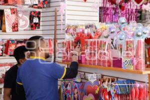 SAN VALENTÍN . REGALOS