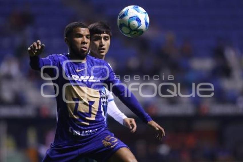FÚTBOL . CLUB PUEBLA VS PUMAS