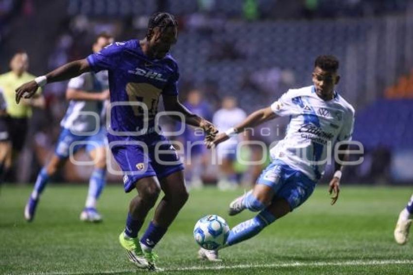 FÚTBOL . CLUB PUEBLA VS PUMAS