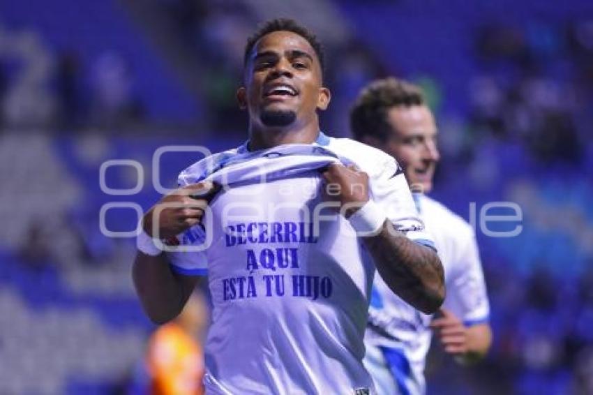 FÚTBOL . CLUB PUEBLA VS PUMAS
