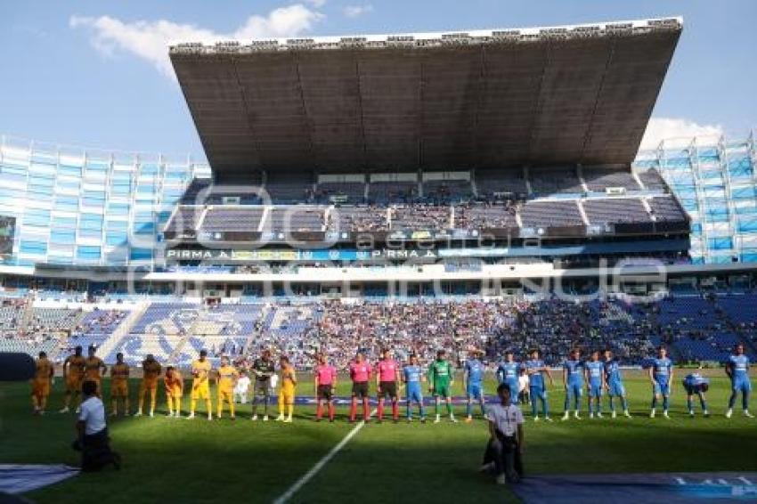 FÚTBOL . CRUZ AZUL VS TIGRES