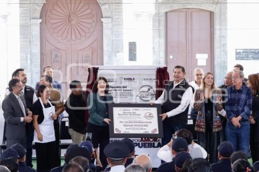 GOBIERNO  ESTATAL  . ENTREGA DE PATRULLAS