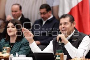 GOBIERNO ESTATAL . MAÑANERA